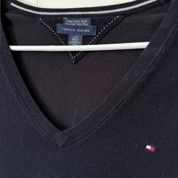 🎉4/30$🎉 Tommy Hilfiger Cotton Blend Sweater Size L — 9/10 - Picture 2 of 4